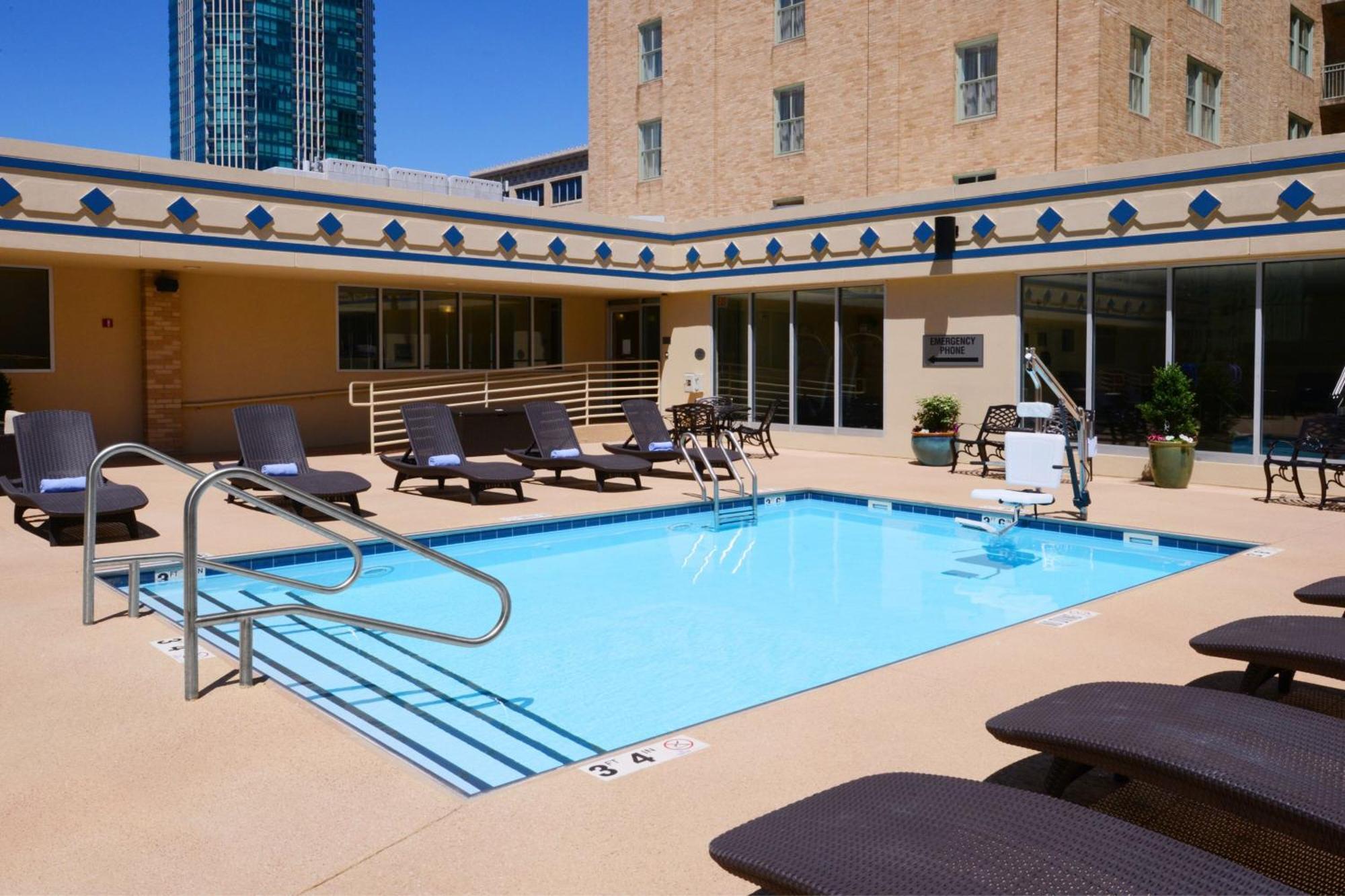 Courtyard Fort Worth Downtown/Blackstone Exterior photo