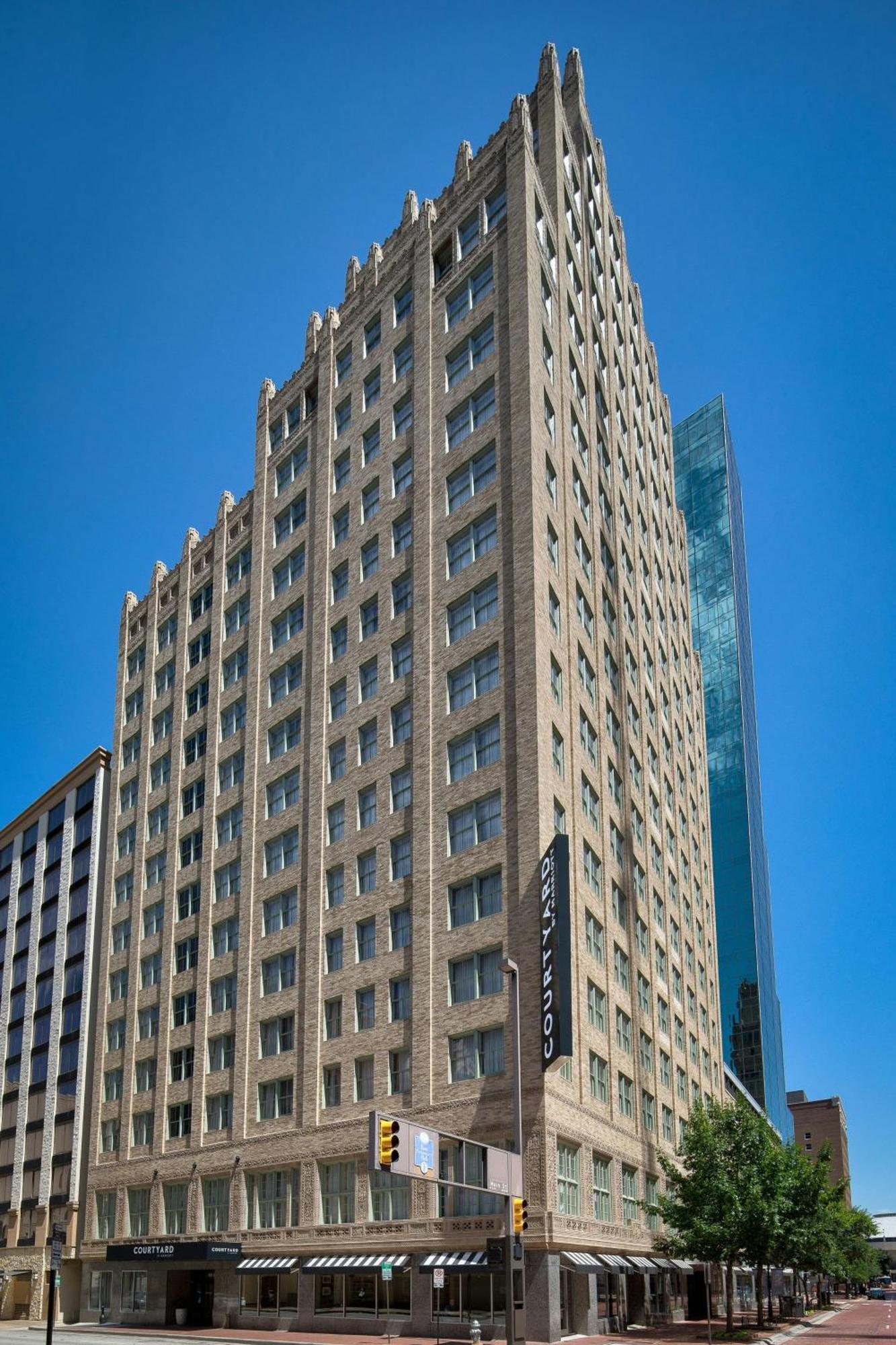 Courtyard Fort Worth Downtown/Blackstone Exterior photo